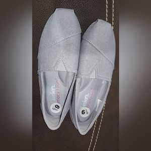 Sketchers Memory Foam Bobs